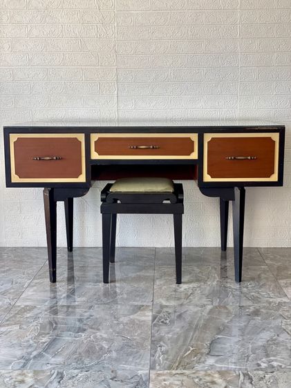 โต๊ะทำงาน รูปที่ 2