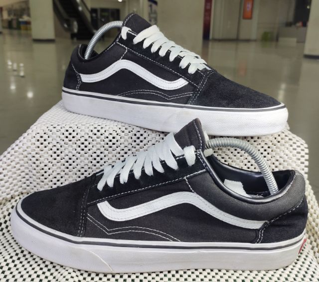 รองเท้า💥 VANS💥ของแท้‼️หนังกลับ สีดำ พื้นเดิมๆ สวยๆ สภาพดี💥ไซร์ 43 รูปที่ 3