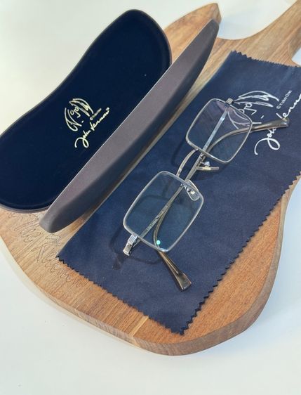 แว่นตา John Lennon