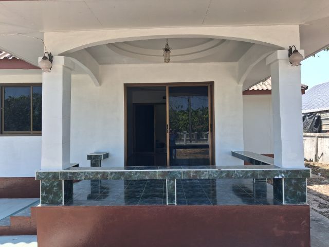 ขายบ้านเต็มที่ดิน