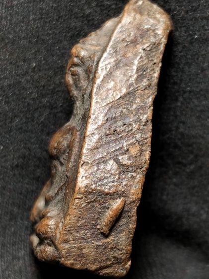 พระผงสุพรรณเนื้อดินครับ รูปที่ 7