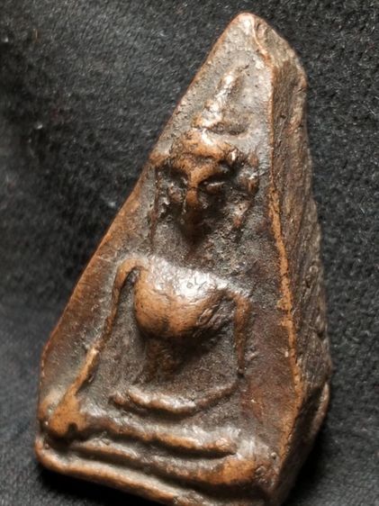 พระผงสุพรรณเนื้อดินครับ รูปที่ 15