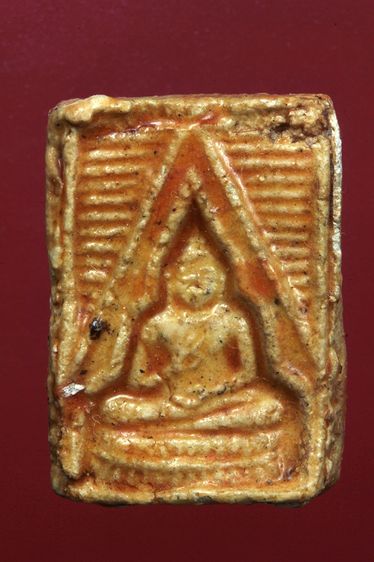 พระผงของขวัญหลวงพ่อวัดปากน้ำสวยๆค่ะเก่าค่ะ