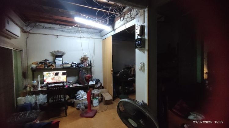 อื่นๆ ไม่มี สร้างเสร็จก่อน 2010 ขายทาวเฮาส์ นวมินทร์90 32 ตร.ว. ตามสภาพ ราคา 1.5 ล้านบาท รูปที่ 4