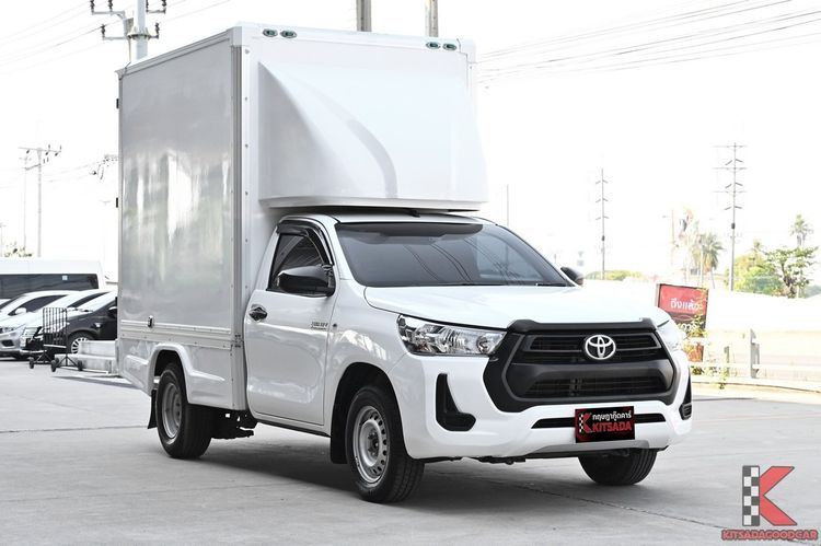 รถ Toyota Hilux Revo 2.4 Entry สี ขาว