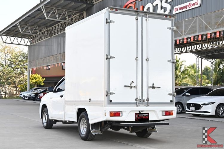 Toyota Hilux Revo 2022 2.4 Entry Pickup ดีเซล ไม่ติดแก๊ส เกียร์ธรรมดา ขาว รูปที่ 3