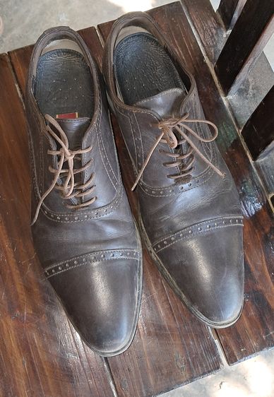 อื่นๆ รองเท้าหนังแบบทางการ UK 7.5 | EU 41 1/3 | US 8 อื่นๆ ขาย  รองเท้าผู้ชาย หนังแท้  1  แถม  1