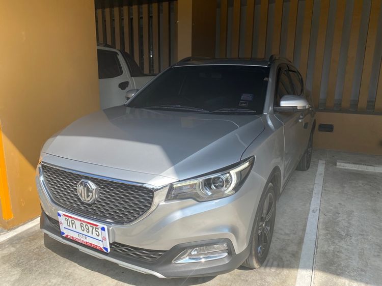 MG ZS 2019 1.5X+ Sunroof Utility-car เบนซิน เกียร์อัตโนมัติ เงิน รูปที่ 2
