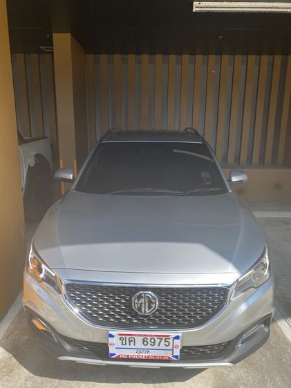 MG ZS 2019 1.5X+ Sunroof Utility-car เบนซิน เกียร์อัตโนมัติ เงิน