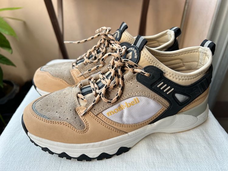 อื่นๆ รองเท้าเดินป่า Mont-bell Life Flex