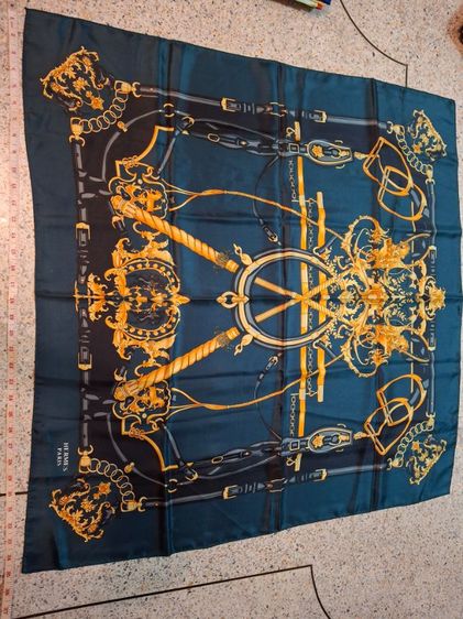 ผ้าพันคอ คลุมไหล่ โพกหัว 