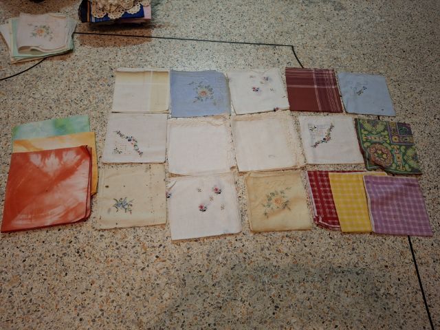 ผ้าเช็ดหน้า ผ้าพันคอ ผ้าคลุมไหล่ รูปที่ 2