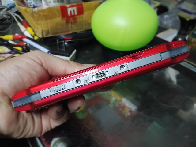Sony PSP-3000 สีแดง (Red Metallic) รูปที่ 7