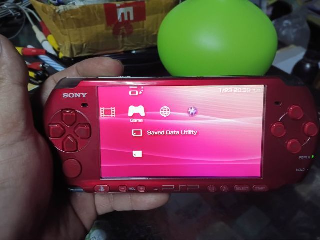 Sony PSP-3000 สีแดง (Red Metallic) รูปที่ 3