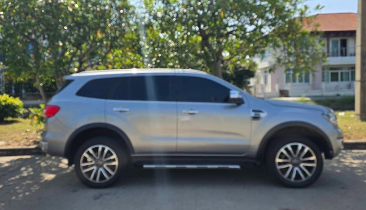 Ford Everest 2020 2.0 Turbo Titanium+ Utility-car ดีเซล ไม่ติดแก๊ส เกียร์อัตโนมัติ บรอนซ์เงิน รูปที่ 3