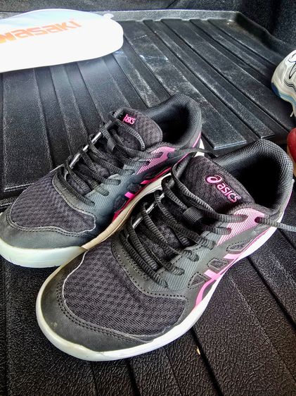 Asics upcourt 5 แท้  ไซด์ 39 สภาพดี ราคา 700  รูปที่ 3