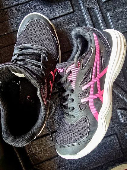 รองเท้าออกกำลังกาย ไม่ระบุ ดำ Asics upcourt 5 แท้  ไซด์ 39 สภาพดี ราคา 700 