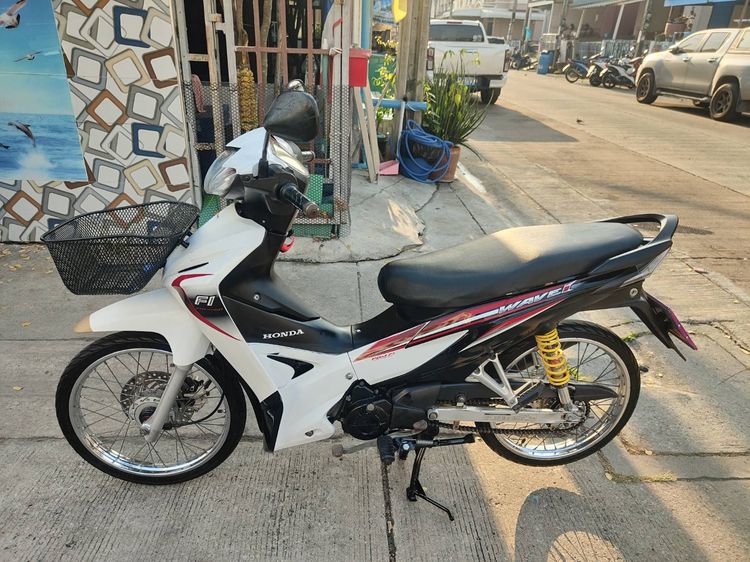 🛵ยังไงก็ขาย WAVE110 i ปี 61 เครื่องดี สีสวย สตาร์ทมือ รถบ้านเดิมๆ เล่มชุดโอนครบ+เปลี่ยนถ่ายน้ำมันเครื่องฟรี ส่งฟรี30 ก.ม รูปที่ 2