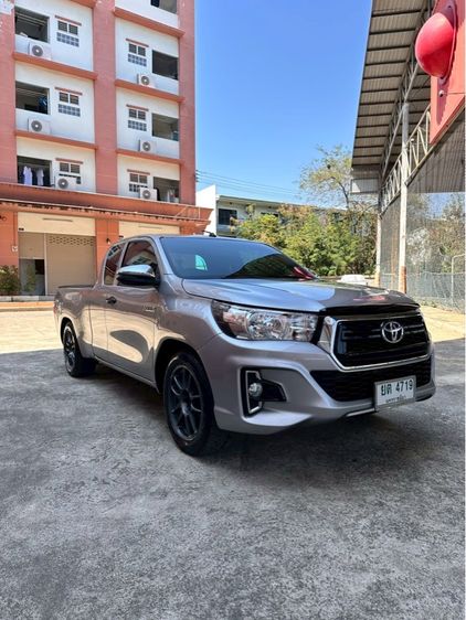 รถ Toyota Hilux Revo 2.4 Z Edition E สี เทา