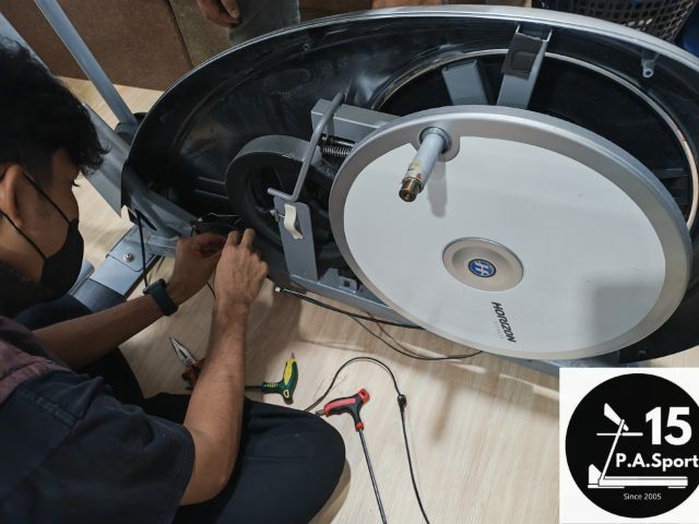 ช่างซ่อมเครื่องเดินวงรีHorizon syros pro ช่างซ่อมเครื่องเดินวงรีวังทองหลาง ซ่อมได้ทุกรุ่น ทุกยี่ห้อ ทุกอาการ บริการถึงบ้านท่านทั่วไทย รูปที่ 5