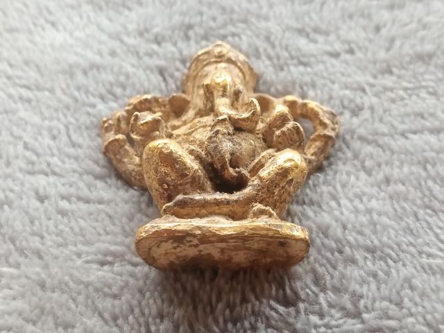 รูปหล่อพระพิฆเนศ รูปที่ 4