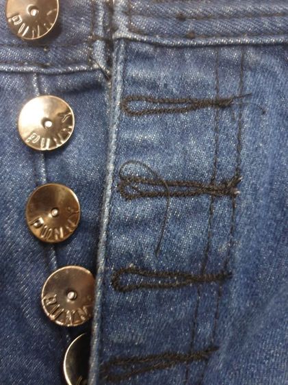 อื่นๆ กางเกงขาสั้น M อื่นๆ ไม่มีแขน โละสต็อก ยีนส์ Punny ขาสั้นมือ 1 งานเหมา 30บาท