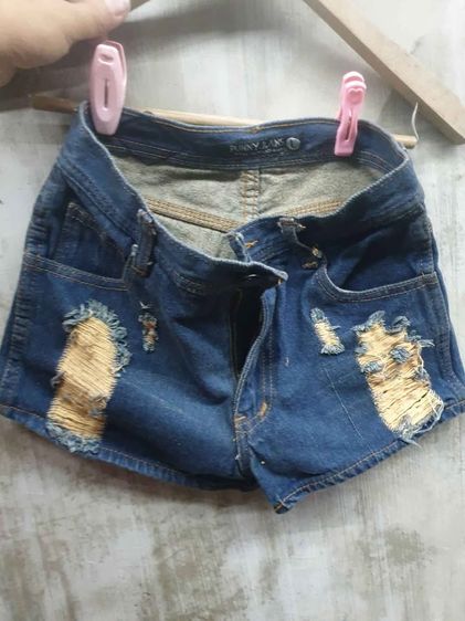 โละสต็อก ยีนส์ Punny ขาสั้นมือ 1 งานเหมา 30บาท รูปที่ 8