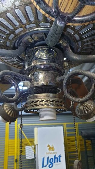 พัดลม คลาสสิคยี่ห้อ BelAir   1300บาท รูปที่ 4