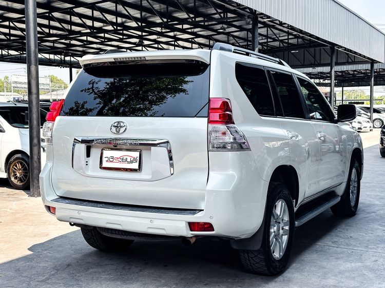 Toyota Land Cruiser Prado 2011 3.0 D4D 4WD Utility-car ดีเซล เกียร์อัตโนมัติ ขาว รูปที่ 4