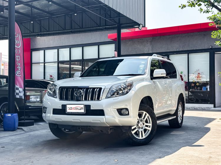 รถ Toyota Land Cruiser Prado 3.0 D4D 4WD สี ขาว