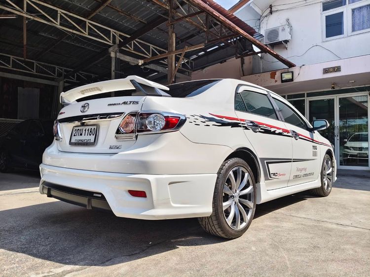 Toyota Altis 2013 1.8 TRD Sportivo Sedan เบนซิน ไม่ติดแก๊ส เกียร์อัตโนมัติ ขาว รูปที่ 4