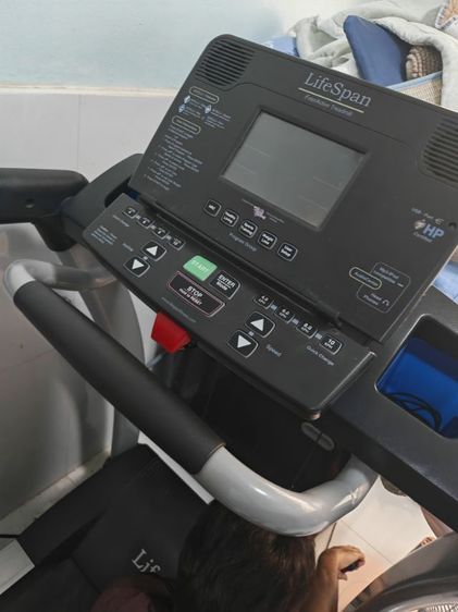 ช่างซ่อมลู่วิ่งไฟฟ้าLifespan​TR5000i ช่างซ่อมลู่วิ่งไฟฟ้าพระโขนง​ ซ่อมได้ทุกรุ่น​ ทุกยี่ห้อ​ ทุกอาการบริการถึงบ้านท่านทั่วไทย