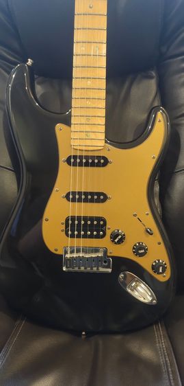 ขายกรีต้าร์ FENDER DULUXE USA 2005 สถาพเหมือนใหม่ เดิมๆ รูปที่ 3