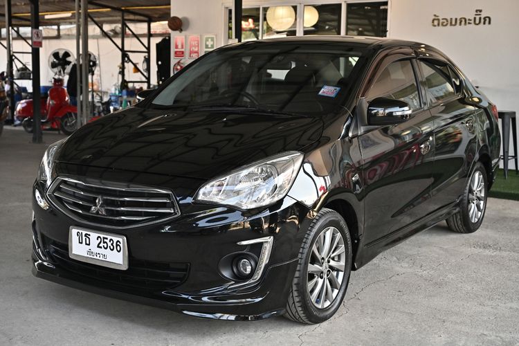 รถ Mitsubishi Attrage 1.2 GLS LTD สี ดำ
