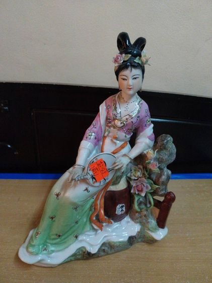 รูปปั้น โมเดลนางฟ้าชมวิว