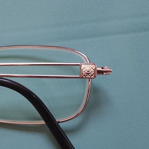 แว่น Loewe  รูปที่ 3