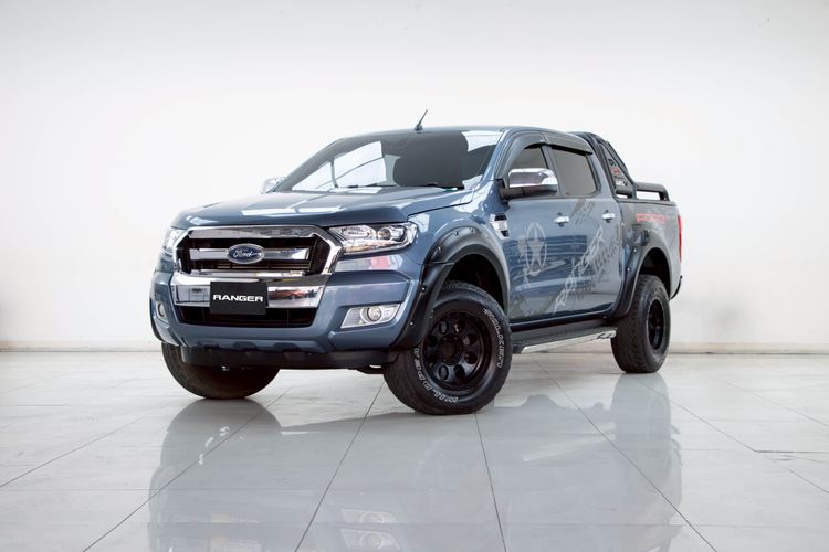 รถ Ford Ranger 2.2 Hi-Rider XLT สี ฟ้า