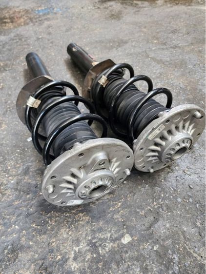 โช๊คหน้า BMW F30  รูปที่ 3