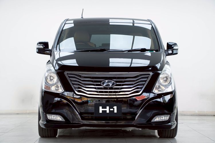 Hyundai H-1  2014 2.5 Deluxe Utility-car ดีเซล ไม่ติดแก๊ส เกียร์อัตโนมัติ ดำ รูปที่ 4