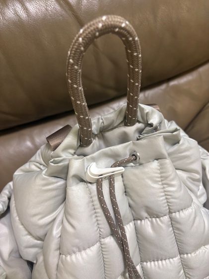  Nike NSW puffle mini backpack  รูปที่ 4