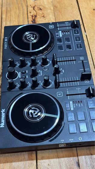 เครื่องดีเจ รุ่น Numark Party Mix สภาพดี เหมาะสำหรับมือใหม่ รูปที่ 10