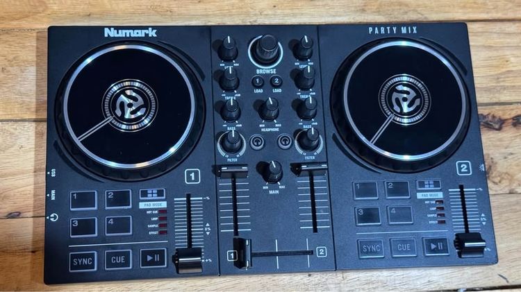 เครื่องดีเจ รุ่น Numark Party Mix สภาพดี เหมาะสำหรับมือใหม่ รูปที่ 8