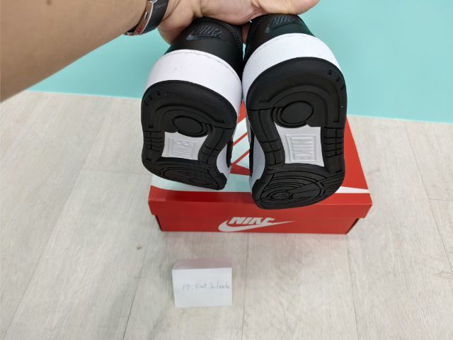 Nike Full force low us10.5 eur44.5 uk9.5