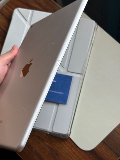 i pad gen7 32g  รูปที่ 7