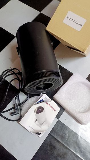 โปรเจคเตอร์ สีดำ พร้อมจอภาพติดผนัง รูปที่ 4