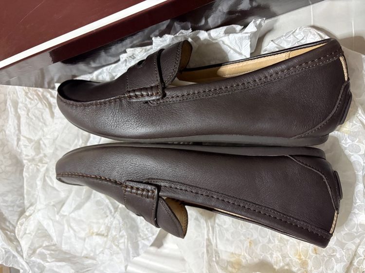 รองเท้าหรู สภาพดี ยี่ห้อดัง รูปที่ 6