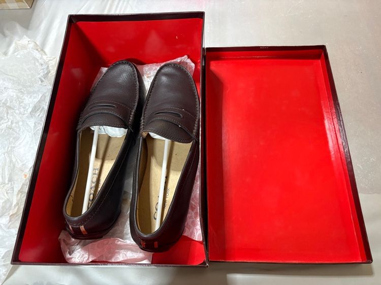 รองเท้าหรู สภาพดี ยี่ห้อดัง รูปที่ 2