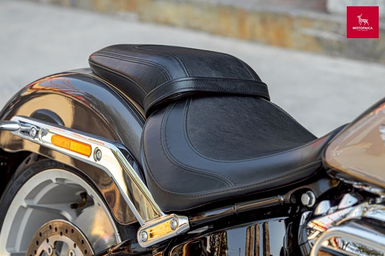 HD Fatboy114 ปี2023 ตัวใหม่ สีทูโทน วิ่งน้อย800Mi. ท่อVance and Hines รูปที่ 15