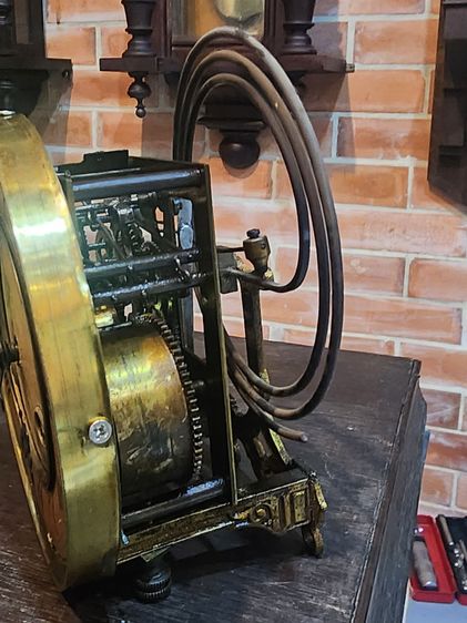 เครื่องนาฬิกาโบราณ รูปที่ 8