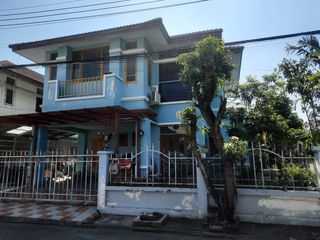 ขายบ้านเดี่ยว 2 ชั้น 50 ตร.วา 3 ห้องนอน 3 ห้องน้ำ หมู่บ้านฟ้ากรีนพาร์ครังสิต ลำลูกกา คลอง 2 ปทุมธานี